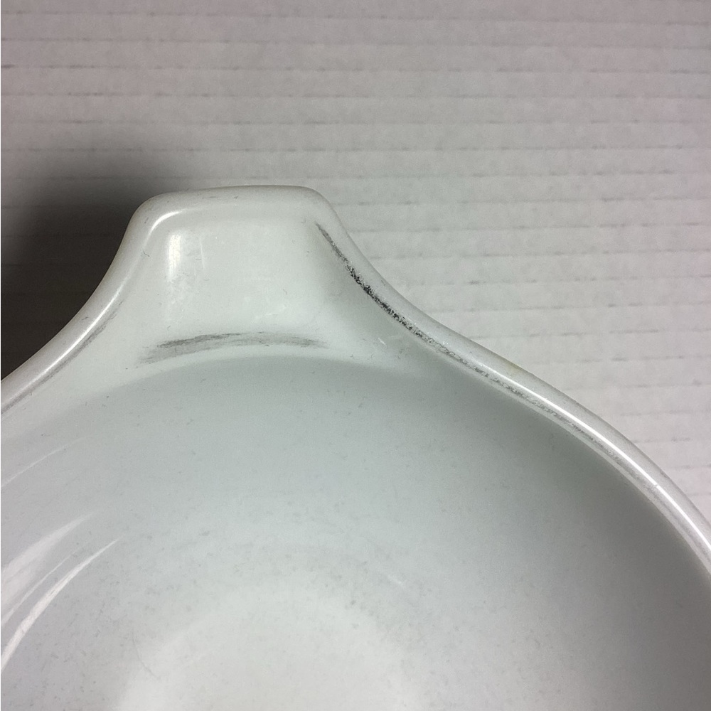 Vintage Mixing Bowl Set with Floral Design - Picture 4 of 16
